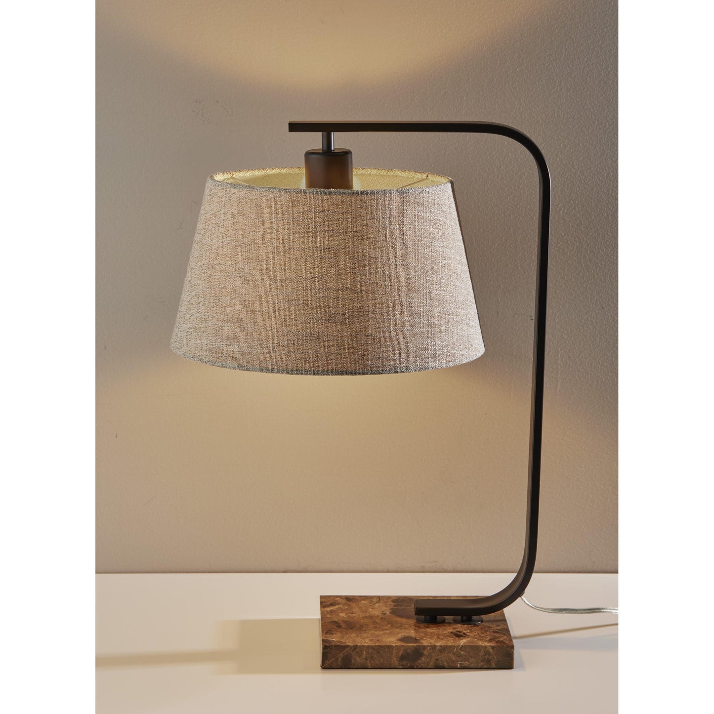 LAMPARA DE MESA BERNARD