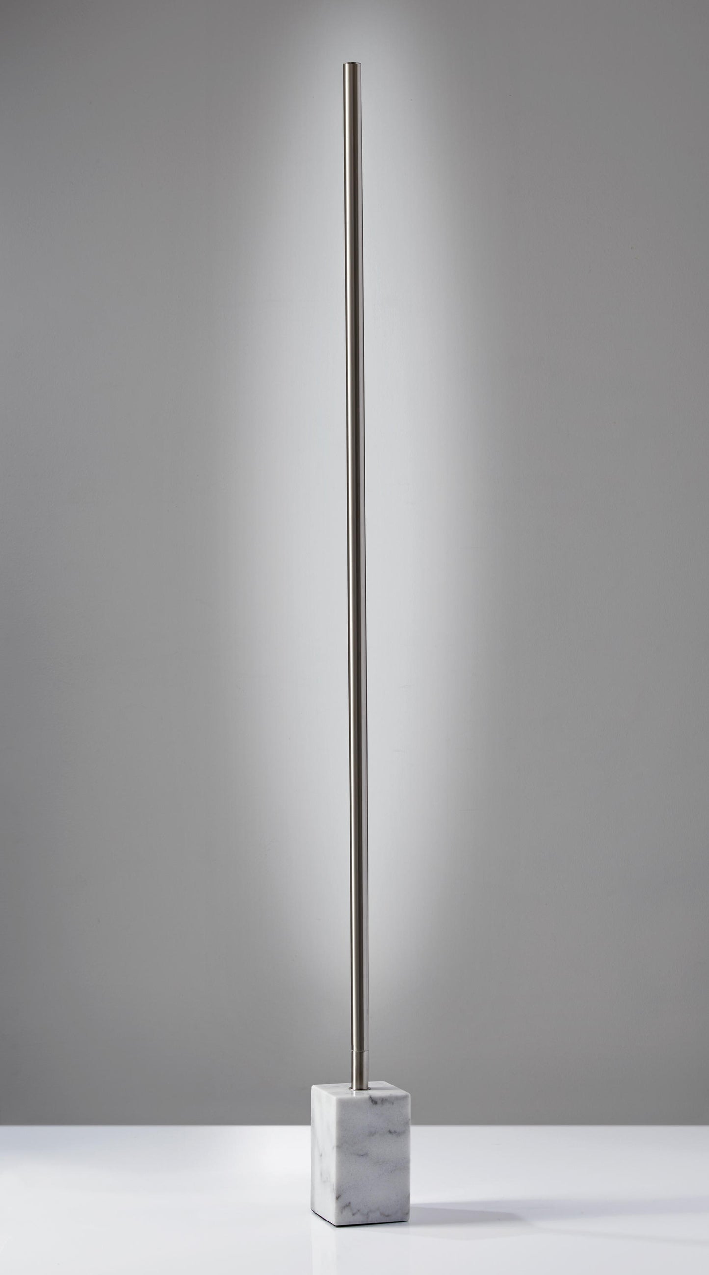 LAMPARA DE PISO LINEAL LED